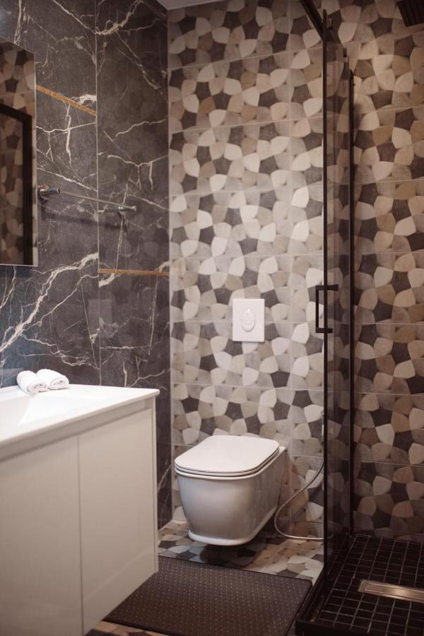 Hotel Chicago Shkoder Ngoại thất bức ảnh