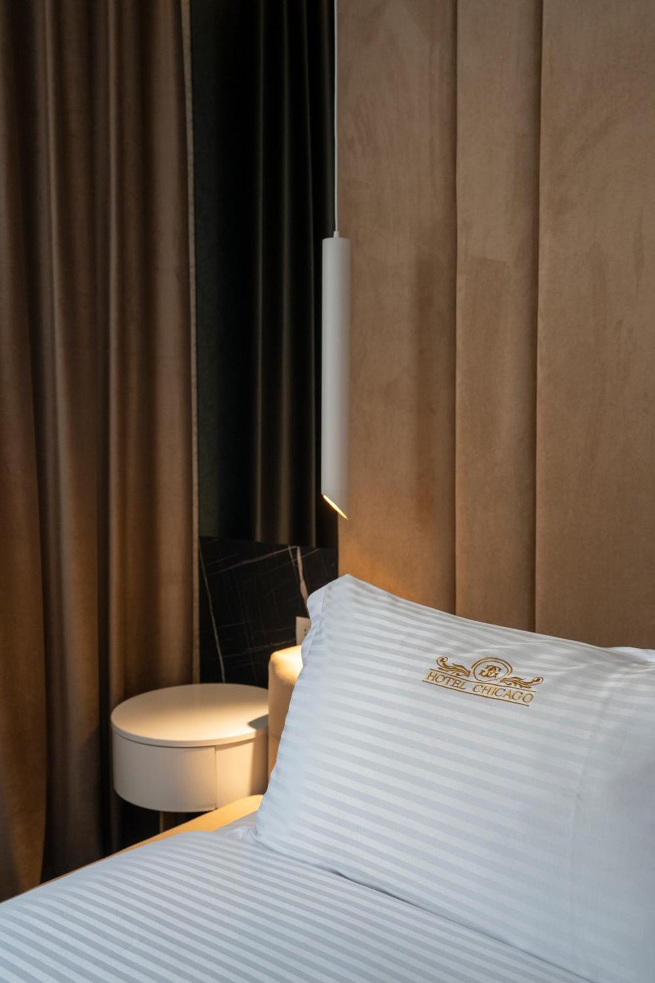 Hotel Chicago Shkoder Ngoại thất bức ảnh