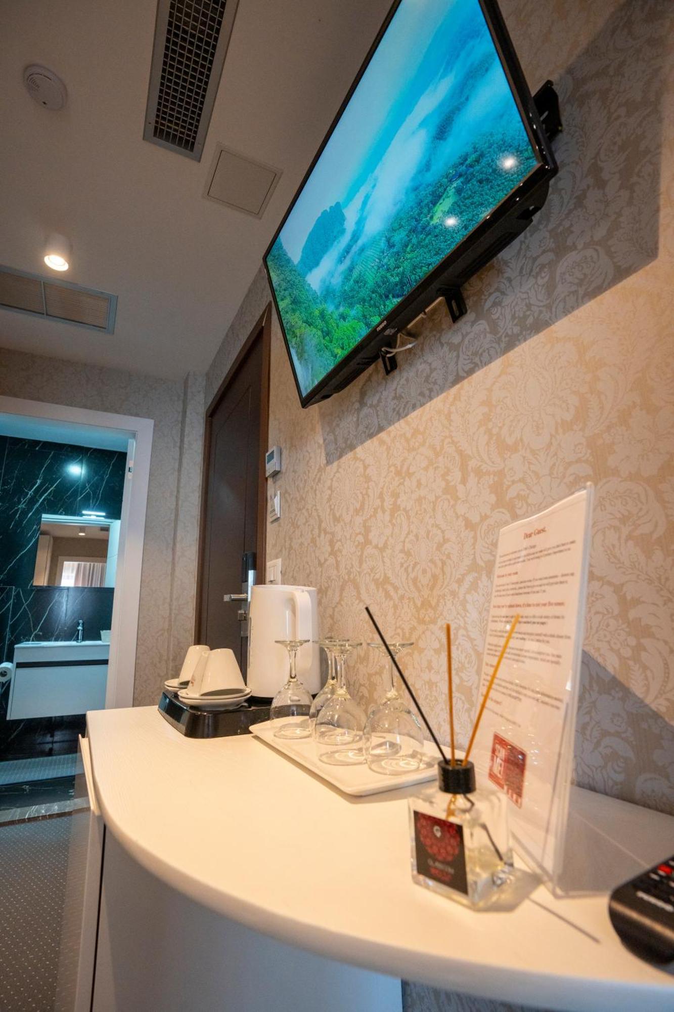 Hotel Chicago Shkoder Ngoại thất bức ảnh
